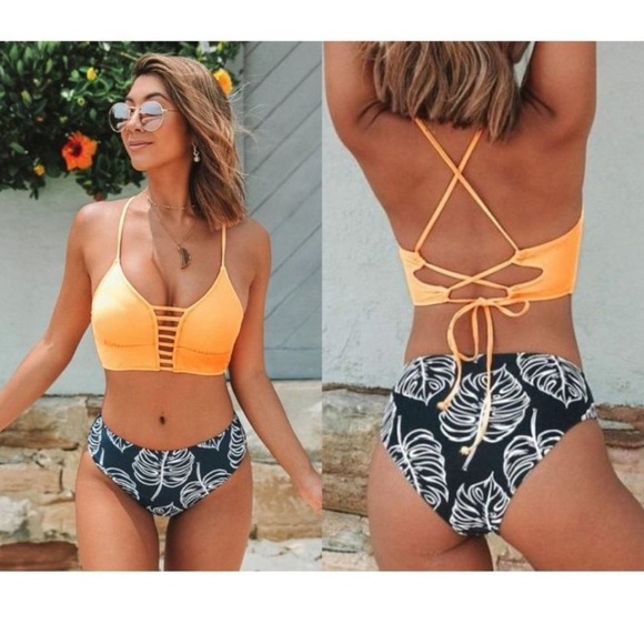CUPSHE Leaves Print Two Piece Bikini Swimsuit Set V Neck Lace Up size S - Picture 2 of 5